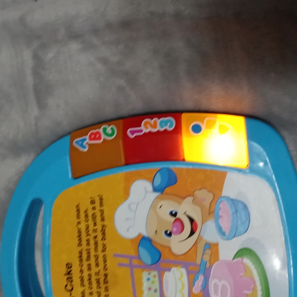 Fisher Price Story Book Rhymes Baby/Toddler interactive book/toy - Picture 8 of 11